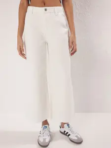 Trendyol Women Straight Fit Mid-Rise Jeans