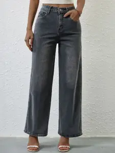 all about you Women Original Regular Fit Light Fade Mid-Rise Jeans