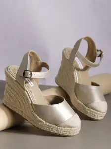 THE WHITE POLE Women Wedge Heels Mules