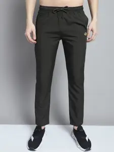 WELL QUALITY Men Mid-Rise Trackpants