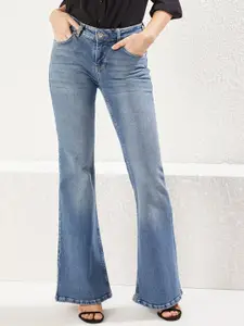 Trendyol Women Regular Fit Mid-Rise Low Distress Light Fade Jeans