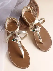 THE WHITE Pole Fashionable Trending Flatform Slip On Heel Sandals For Womens And Girls