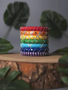 Taasha Craft Set Of 7 Threads Bangles