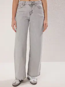 Trendyol Women Regular Fit Mid-Rise  Jeans