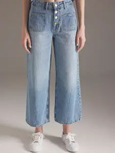 Trendyol Women Pure Cotton Regular Fit Mid-Rise Low Distress Light Fade Jeans