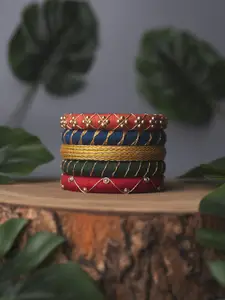 Taasha Craft Set Of 5 Threads Bangles