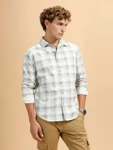 WROGN Tartan Checked Spread Collar Comfort Slim Fit Cotton Casual Shirt