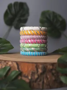 Taasha Craft Set Of 7 threads  Bangles