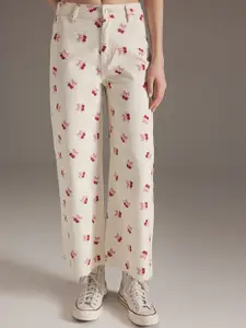 Trendyol Women Regular Fit Mid-Rise Jeans