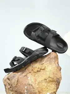 Roadster Men Comfort Sandals