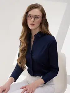 her by invictus Spread Collar Regular Fit Formal Shirt