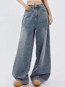 DressBerry Women Regular Fit Mid-Rise Low Distress Heavy Fade Cotton Jeans