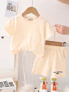 INCLUD Boys Printed Round Neck T-Shirt With Shorts