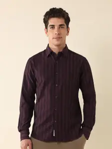 U.S. Polo Assn. Slim Fit Striped Spread Collar Cotton Casual Shirt