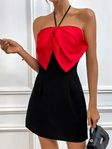 bebe Women Colourblocked Off-Shoulder Bodycon Dress