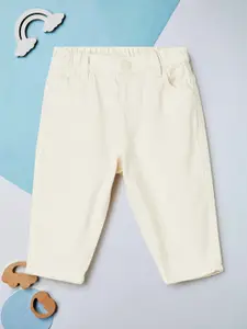 max Boys Regular Fit Mid-Rise Slash Knee Jeans