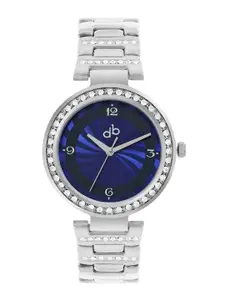 DressBerry Women Brass Dial & Bracelet Style Straps Analogue Watch DB402