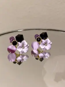 KRENOZ Gold-Plated Artificial Stones Studded And Beaded Floral Shaped Studs