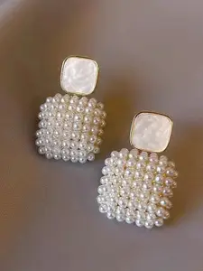 VAGHBHATT Gold-Plated Pearls Beaded Geometric Studs