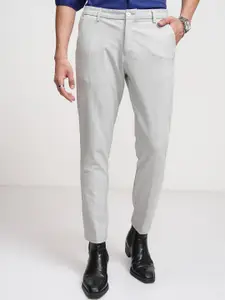 HIGHLANDER Men Comfort Slim Fit Formal Trousers