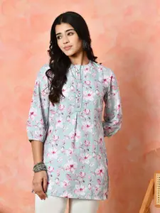 Sangria Women Floral Printed Straight Kurti