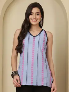 AKIMIA Women Solid V-Neck Khadi Handloom Thread Work Kurti