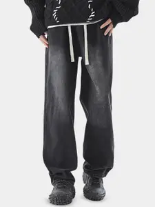 The Roadster Lifestyle Co Men Regular Fit Mid-Rise Lightly Faded Jeans