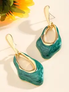 SALTY Pack of 2 Women Elite Asymmetry Luxury Gold Earring