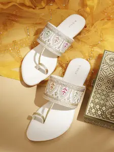 V-WALK Women Embellished One Toe Flats with Ethnic - Embellished