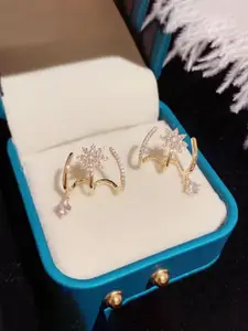 Estailo fashion Gold-Plated Cubic Zirconia Studded Contemporary Studs