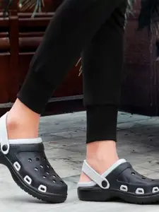 DRACKFOOT Men Clogs Flip Flops