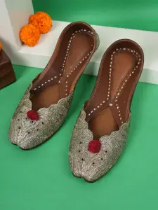 JUTTIESMAKER Women Mojaris Flats