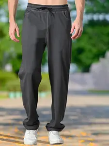 Unicus Apparel Men Mid Rise Relaxed-Fit Track Pants