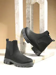 Roadster Women Chelsea Boots