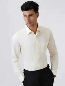 Raymond Men Pure Cotton Cutaway Collar Full Sleeve Formal Shirt