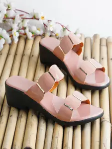 Froh Feet Women Solid Wedge Sandals