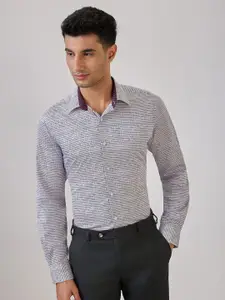 Raymond Men Geometric Printed Pure Cotton Slim Fit Formal Shirt