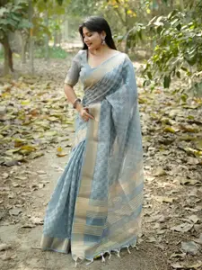 LeeliPeeri Designer Checked Silk Blend Saree