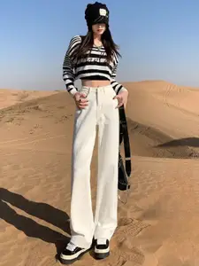 DressBerry Women Regular Fit Mid-Rise Clean Look Non Stretchable Jeans