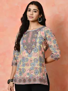 Sangria Printed Round Neck Straight Kurti