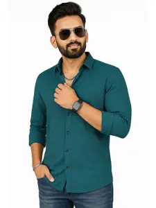 IKON FASHION Men Textured Spread Collar Casual Shirt