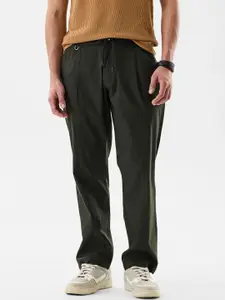 Snitch Men Slim Fit Pleated Joggers