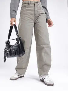 glitchez Women Barrel Fit Panelling Frayed Jeans