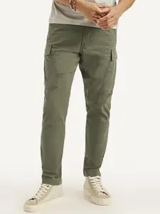 Levis Men Mid-Rise Slim Fit Cargos
