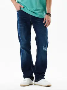 Snitch Men Straight Fit Mid-Rise Low Distress Light Fade Stretchable Jeans