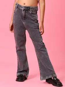 V-Mart Girls Regular Fit Mid-Rise Light Fade Jeans