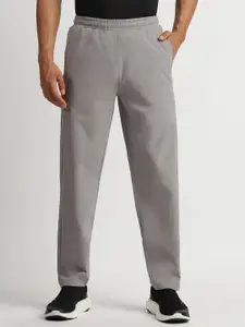 Reebok Men Brand Logo Printed Mid-Rise Track Pants