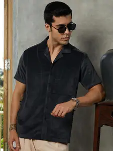 Campus Sutra Self Design Spread Collar Short Sleeves Cotton Comfort Shirt