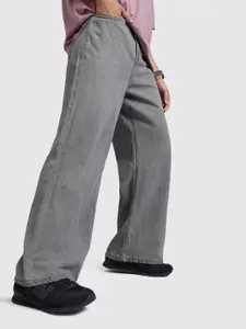 The Roadster Life Co. Men Loose Bootcut Jeans