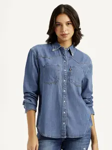 Levis Women Relaxed Fit Solid Spread Collar Casual Shirt